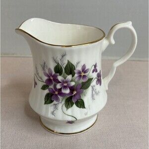Royal Windsor Wild Purple Violets Creamer Pitcher